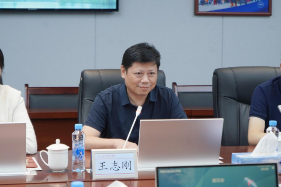 江西江投资本有限公司党委书记、董事长王志刚一行来江西应用科技学院考察交流