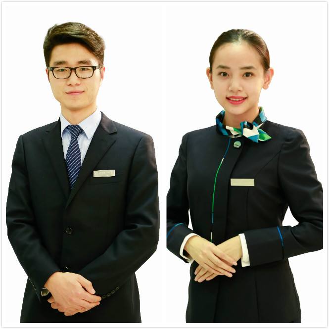 2,坐姿礼仪坐姿端正,保持上身的直立,双腿自然并放.