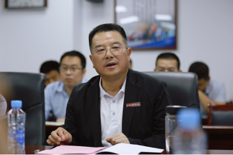 江西应用科技学院召开党委理论学习中心组学习(扩大)会