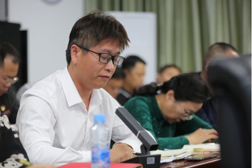 江西应用科技学院召开党委理论学习中心组学习(扩大)会