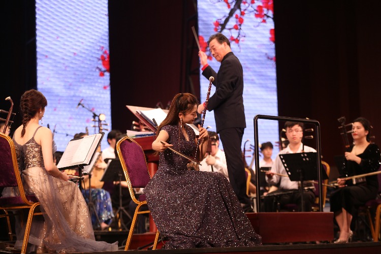 江西应用科技学院举行庆祝中国共产党成立100周年大型民族管弦乐音乐会