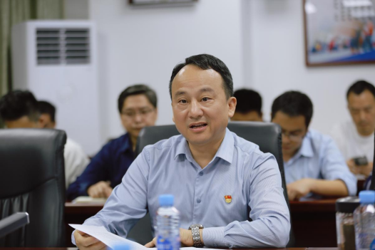 江西应用科技学院召开党委理论学习中心组学习(扩大)会