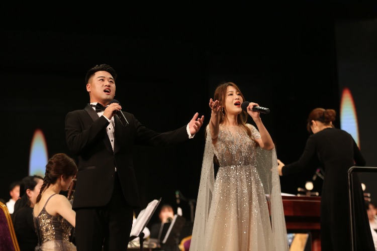 江西应用科技学院举行庆祝中国共产党成立100周年大型民族管弦乐音乐会