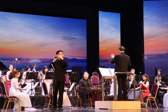 江西应用科技学院举办国庆中秋民乐演奏会